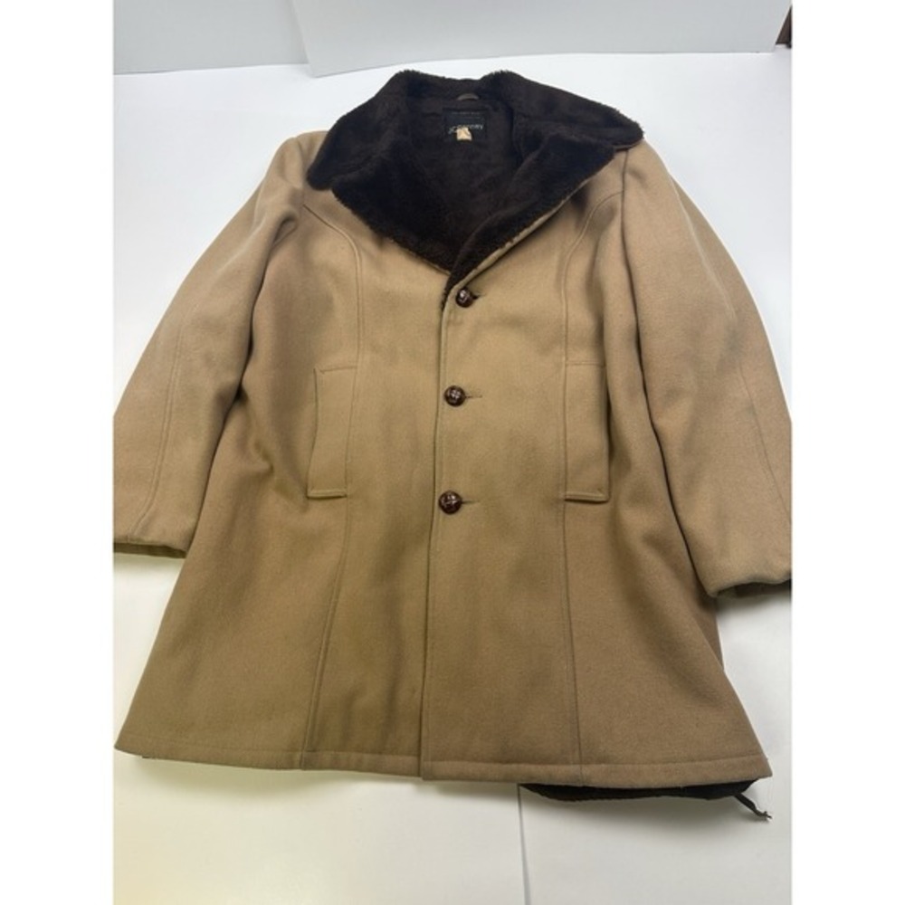 Vintage men's JCPenney's Beige‎ overcoat Faux Fur collar Fur lined 42 reg union